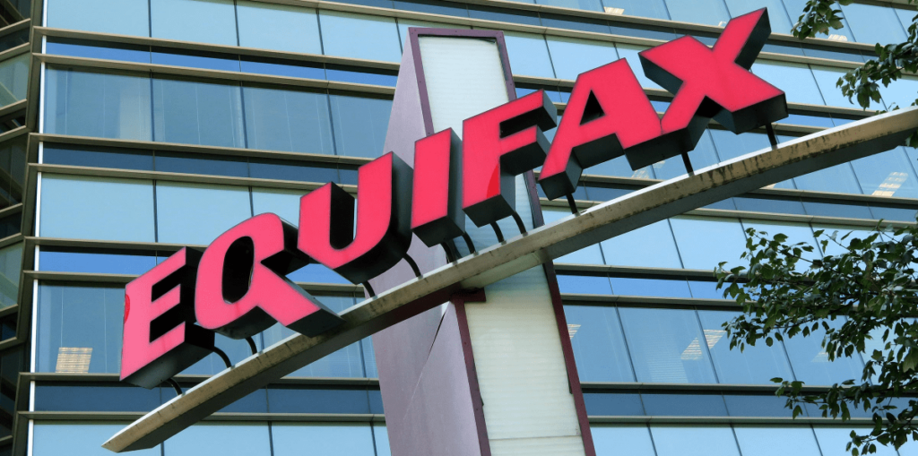 Equifax выплачивает 700 миллионов долларов из-за утечки информации, информационная безопасность специальность зарплата Санкт-Петербург