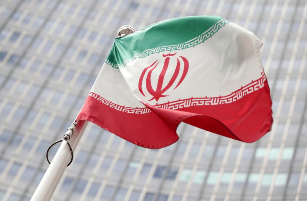 Хакеры из Ирана взламывают внутренние сети компаний, информационная безопасность специальность зарплата Киев